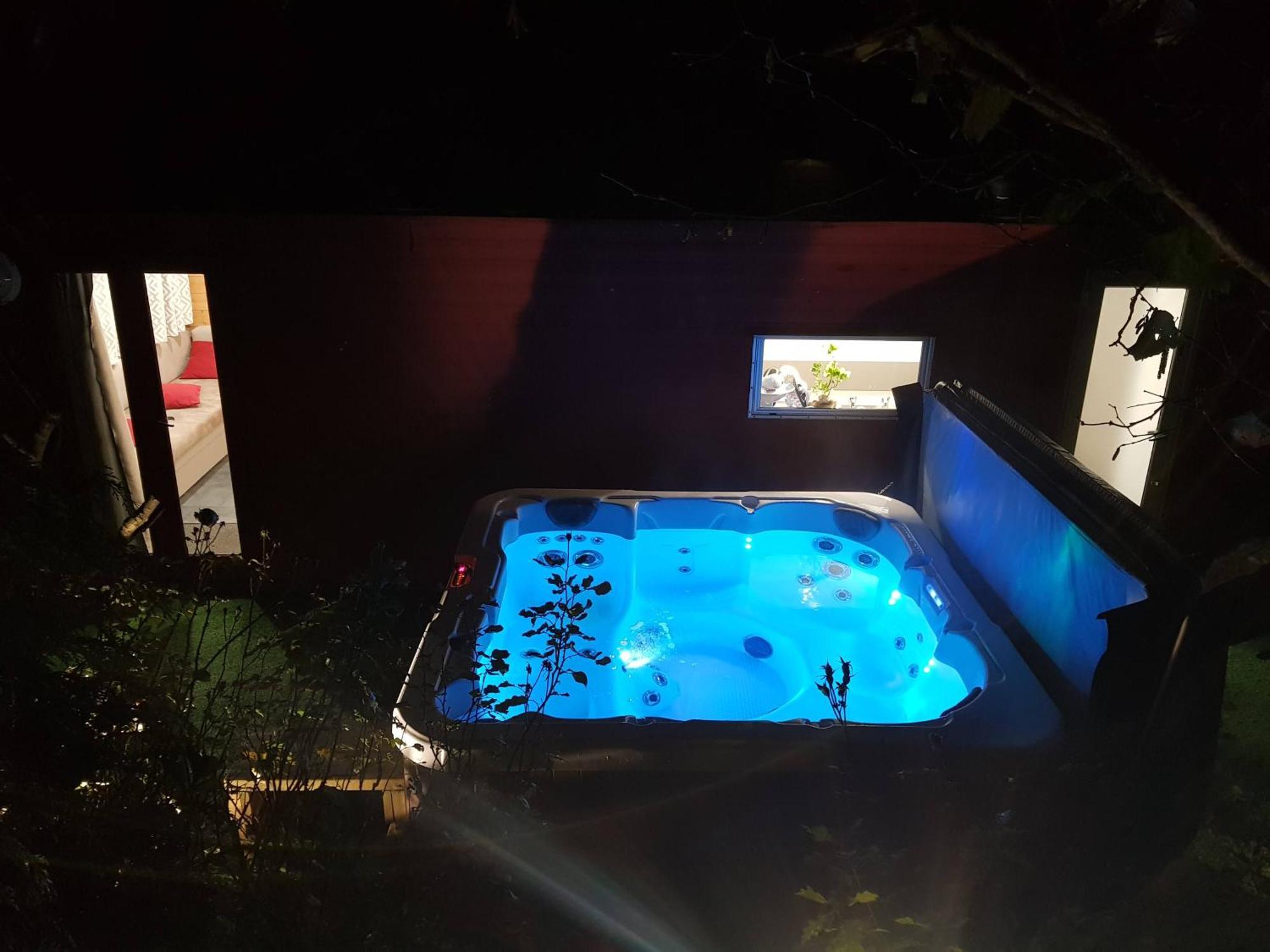 珍妮从井酒店 普卢加穆瓦桑 外观 照片